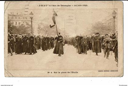 CPA-Carte Postale -FRANCE-Paris-_Drac à l'arc de triomphe le 14/05/1925 VM6012