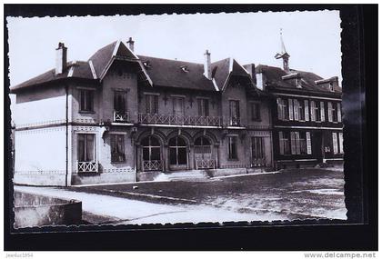 LIGNIERES CHATELAIN