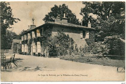 VILLEDIEU DU CLAIN - La Loge de Raboué