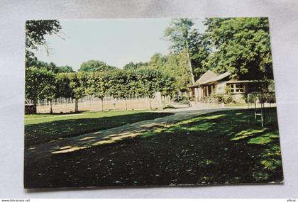 Cpm, Contrexeville, le chalet et les tennis, Vosges 88