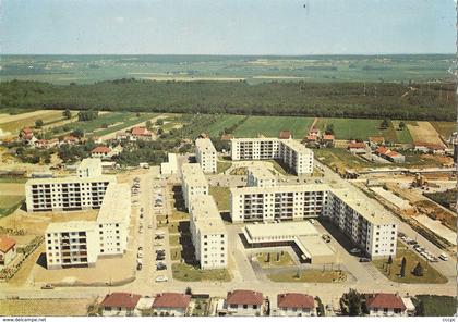 CPSM Bois d'Arcy Cité de l'Eglise