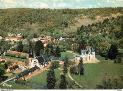 Carte Postale - 27 - Acquigny - Vue générale aérienne -  -  -  - Carte dentelée - CPSM grand format -  -  - Voir Scans R