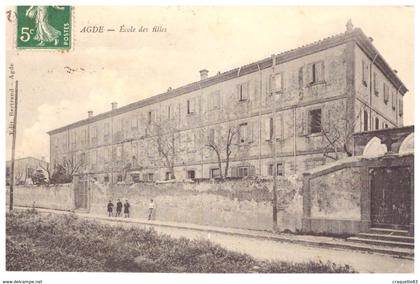 AGDE - ECOLE DES FILLES   CARTE ANIMEE  1912