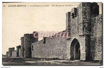 CPA Aigues Mortes Les Remparts au Sud