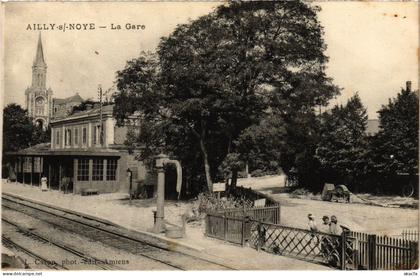 CPA Ailly sur Noye la gare (1497474)