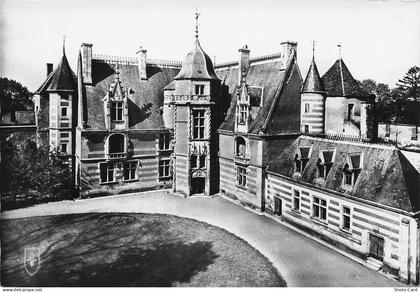 18 AINAY LE VIEIL CHATEAU D AINAY LE VIEIL