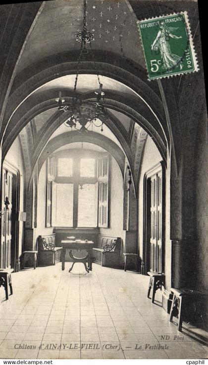 CPA Chateau D'Ainay Le Vieil Le Vestibule