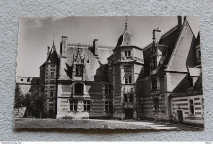 F933, Cpsm, château d'Ainay le Vieil, façade sur la cour, Cher 18