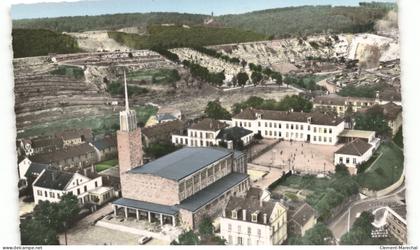 PETITE-ROSSELLE: l'église vue aérienne 10X15 - très bon état