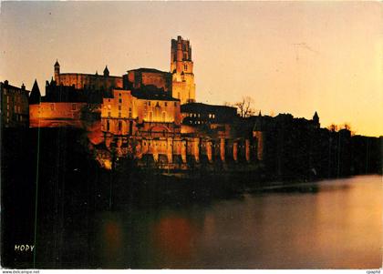 CPM Albi (Tarn) Cite d'Art Le Spectalce Son et Lumiere Albi de poupre vetu