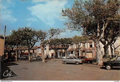 ALBIAS (Tarn-et-Garonne) - La Place - Automobiles