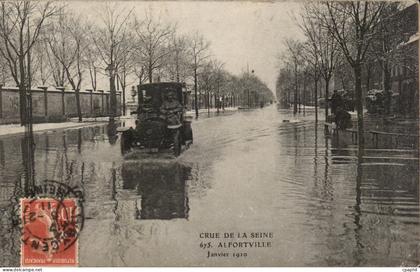 Alfortville Crue de la SEine CPA Janvier 1910 (automobile)
