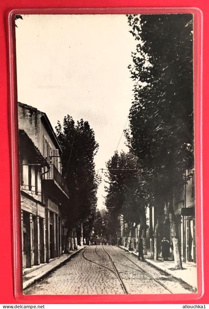 Avenue Principale Plan-de-Cuques [13] B.-du-Rhône-Rails tramway Carte Postale photo Top Cpa-Allauch Banlieue Marseille
