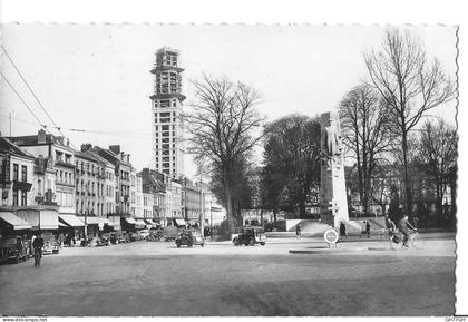 CPA AMIENS -circulée