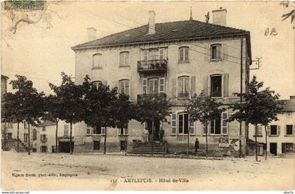 CPA AMPLEPUIS L'Hotel de Ville (461447)