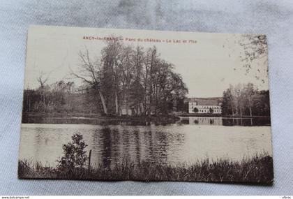 Ancy le Franc, parc du château, le lac et l'ile, Yonne 89