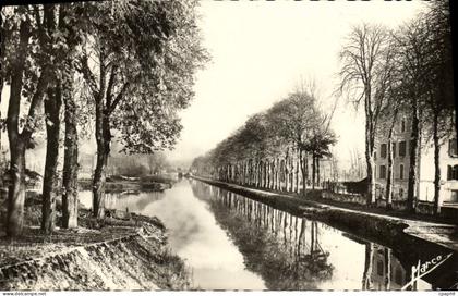 CPM Ancy le Franc Le canal de Bourgogne
