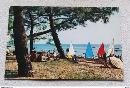 H157, Cpm 1974, Andernos les bains, plage du Mauret, Gironde 33