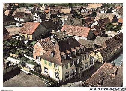 DD-BFP1-1044-68 - ANDOLSHEIM - Vue aérienne - L'hotel du soleil sur la nationale 415 entre colmar et neuf-brisach