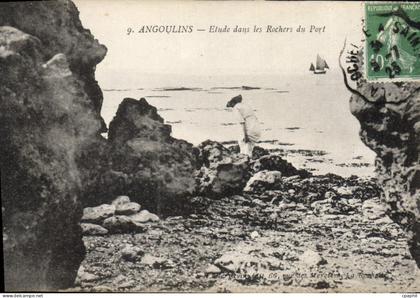 CPA Angoulins Etude Dans Les Rochers Du Port