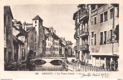 ANNECY    LE VIEUX CANAL