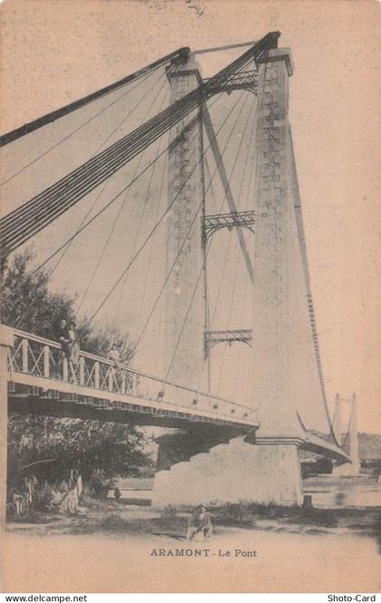 30 ARAMON LE PONT