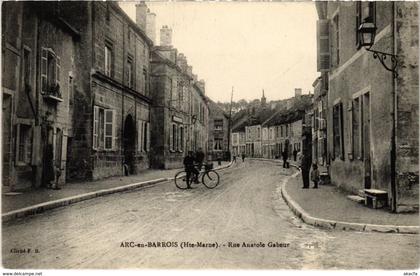 CPA ARC-en-BARROIS - Rue Anatole Gabeur (995061)