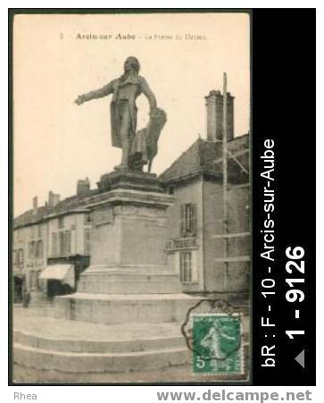 10 Arcis-sur-Aube - 5 - Arcis-sur-Aube - La Statue de Danton - statue - statue danton - cpa - /  D10D  K10006K  C10006C