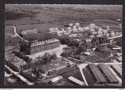 Argentan-Vue aérienne de la Caserne