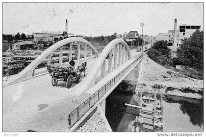 ARMENTIERES...ANIMEE AVEC ATELLAGE ....Armentiéres