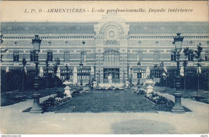 CPA ARMENTIERES - École Prof. (136964)