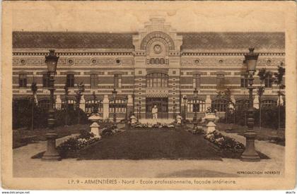 CPA ARMENTIERES - École Prof. (137003)