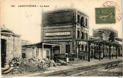 CPA ARMENTIERES - La Gare (422711)