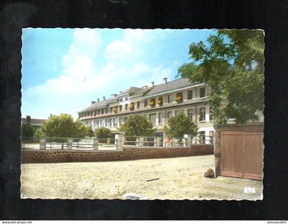 cpm arpajon sur cère groupe scolaire