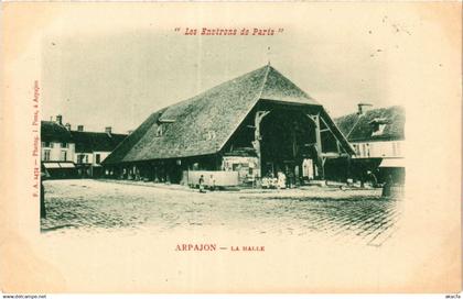 CPA ARPAJON - La Halle (384757)