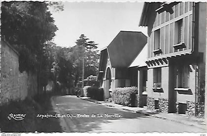 CPSM Arpajon Ecole de la Norville