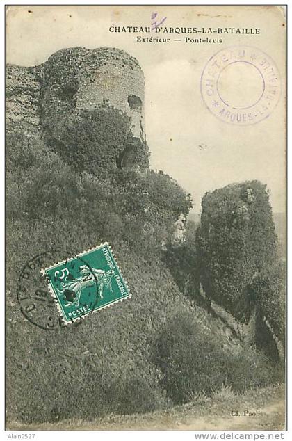76 - Château d'ARQUES-LA-BATAILLE - Extérieur - Pont-levis (Coll. spéciale du Château d'Arques)