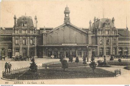 CPA Arras La Gare