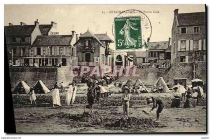 CPA Arromanches La Petite Cale Enfants