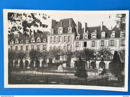 ✔️[75] Paris 4é LA PLACE DES VOSGES monuments ,édifices-☛ Carte Postale CPA*Arrondissement: 04