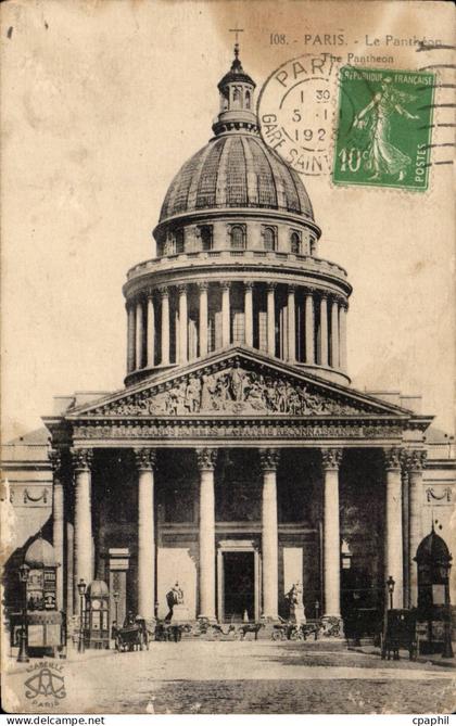 Paris CPA Le Pantheon