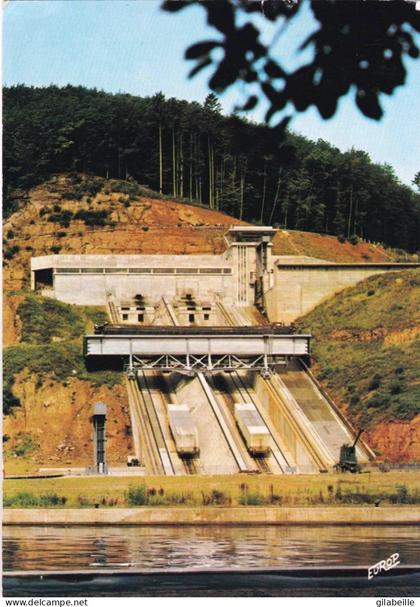 57 - moselle - ARZVILLER - plan incliné transversal
