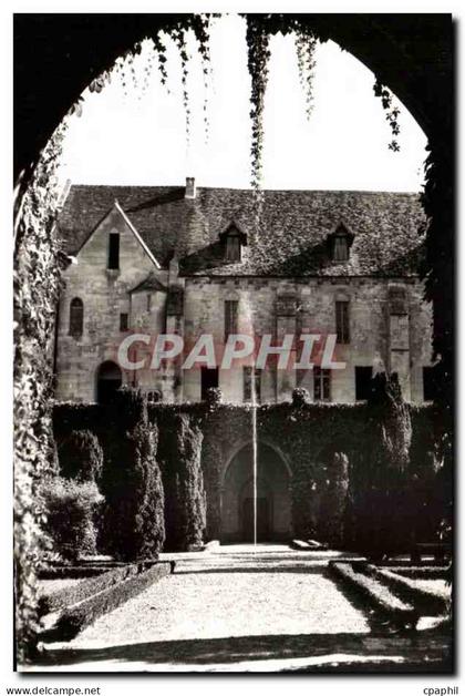 CPSM Asnieres sur oise Batiments des Dortoirs Facade sur le Cloitre