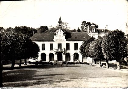 CPSM Attichy Oise la Mairie