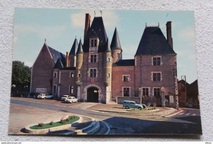 Cpm, Aubigny sur Nere, l'hôtel de ville, Cher 18
