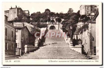 Auch - L'Escalier Monumental - CPA
