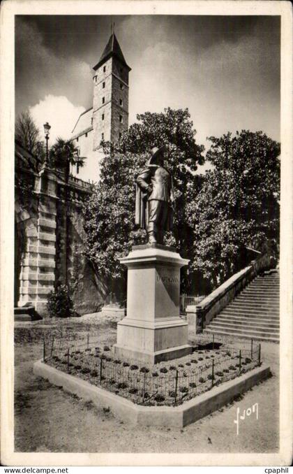 Auch - Monument d'Artagnan - CPA