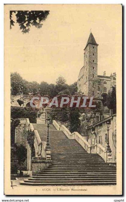 CPA Auch L'Escalier Monumental