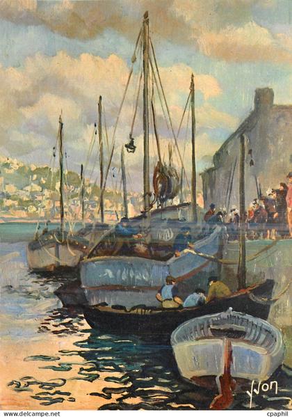 CPM Audierne (Finistere) Rentree de Peche Bateaux