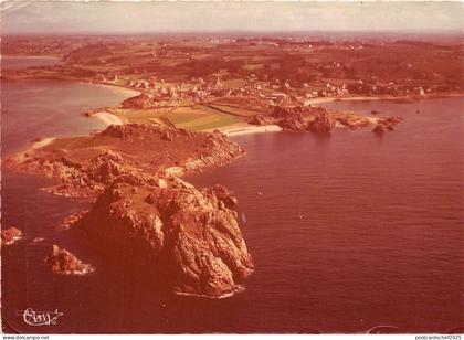 BR11995 Plougasnou Pointe de primel Tregastel  france